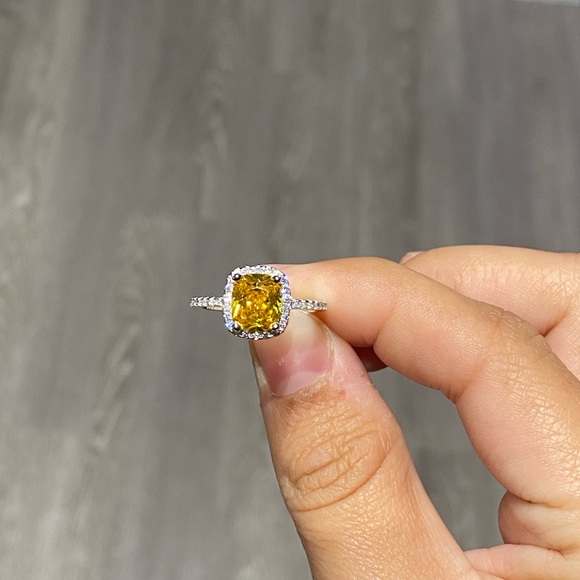 ✨Stunning Citrine Halo Ring✨ - Picture 6 of 16